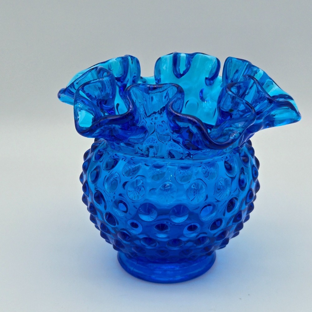 Vintage 1970s Fenton Hobnail Vase Ruffled Double Crimped Colonial Blue 4.25" - Picture 2 of 11